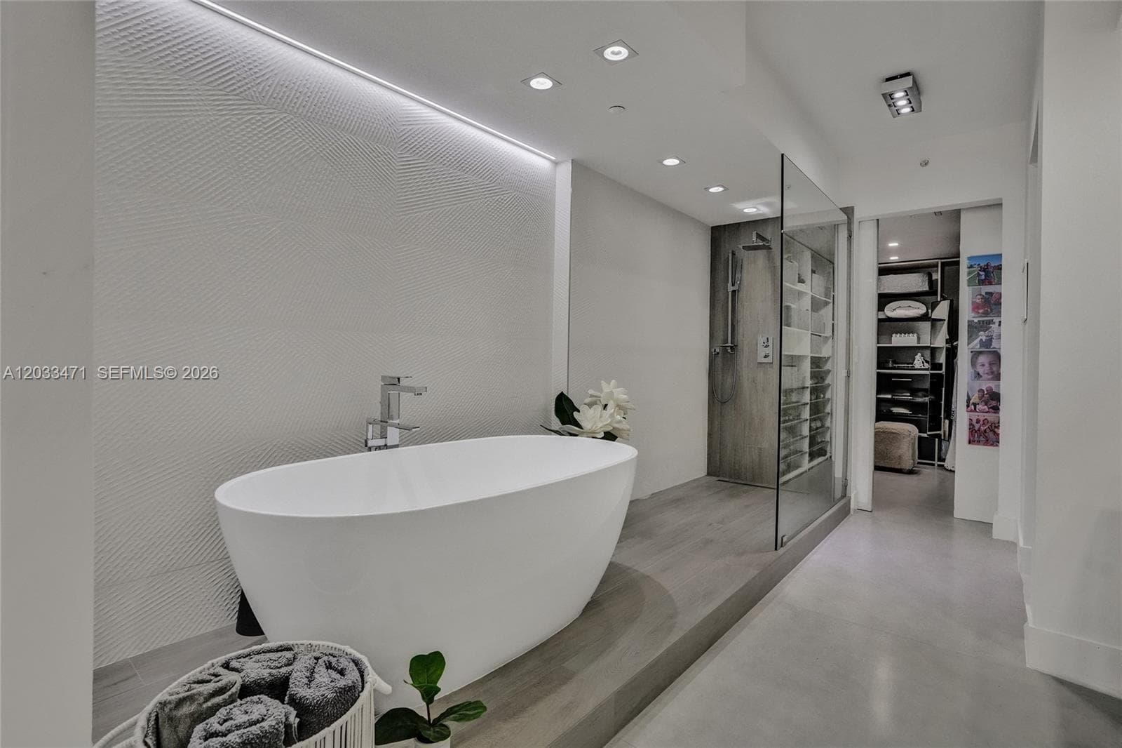 19111 Collins Ave # 102, Sunny Isles Beach FL 33160 — 24