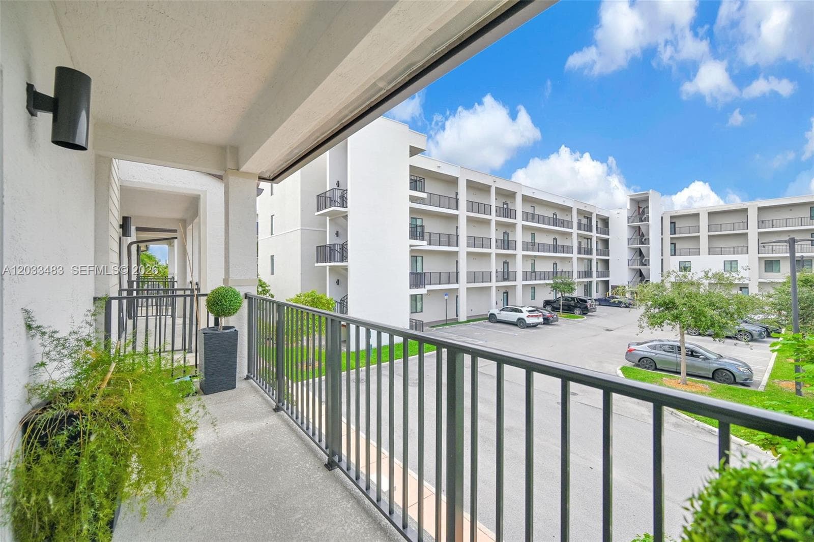 4256 NW 83rd Ave, Doral FL 33166 — 62