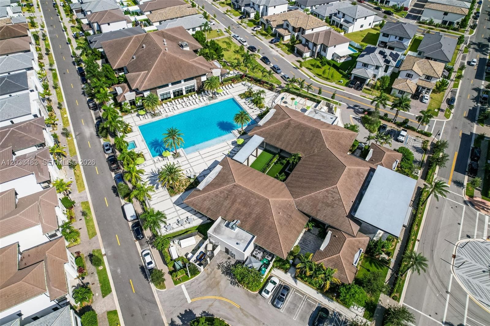 4256 NW 83rd Ave, Doral FL 33166 — 72