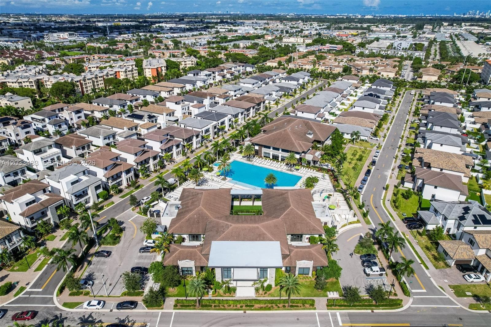4256 NW 83rd Ave, Doral FL 33166 — 71