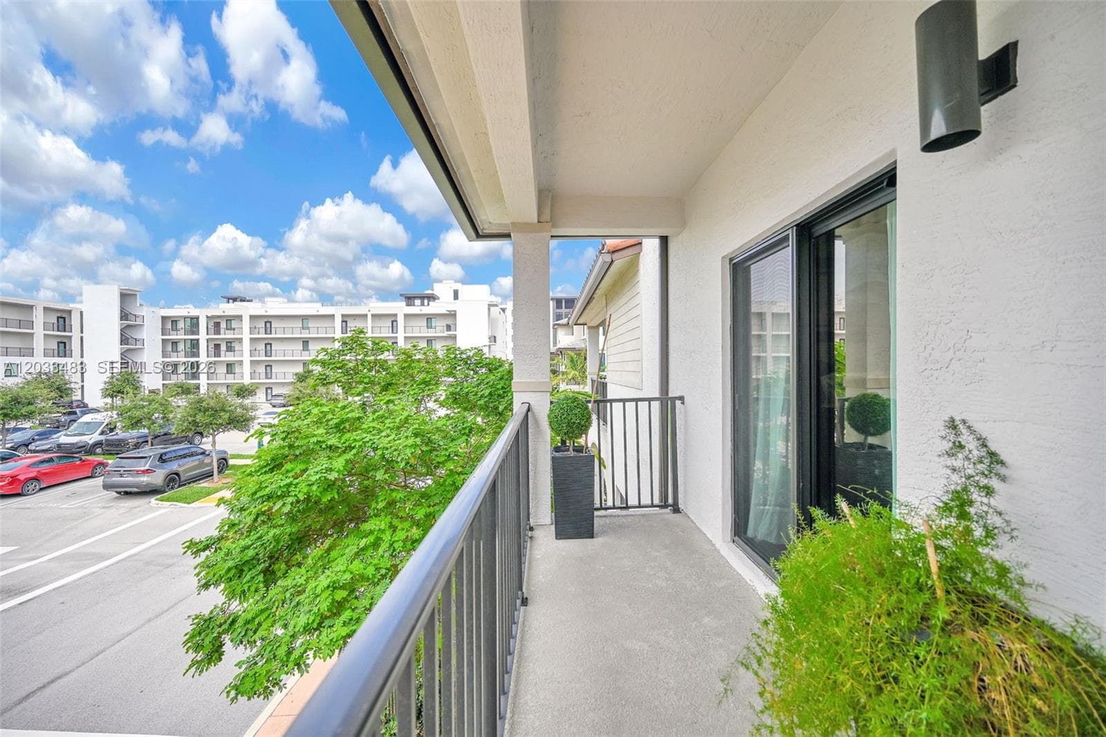 4256 NW 83rd Ave, Doral FL 33166 — 64
