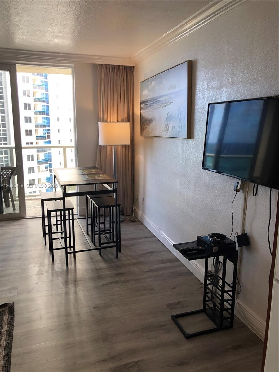 19201 Collins Ave # 806, Sunny Isles Beach FL 33160 — 13