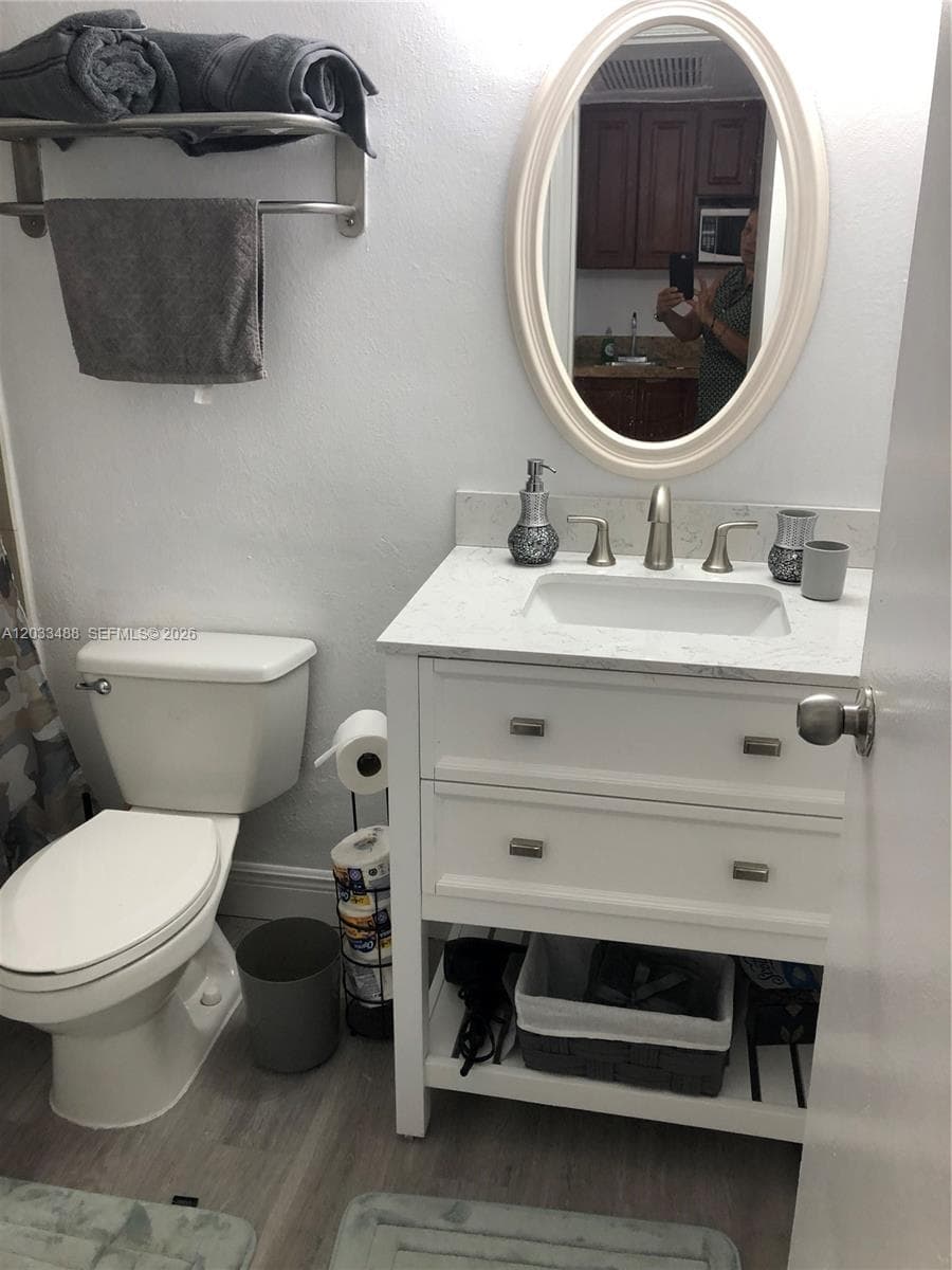 19201 Collins Ave # 806, Sunny Isles Beach FL 33160 — 12