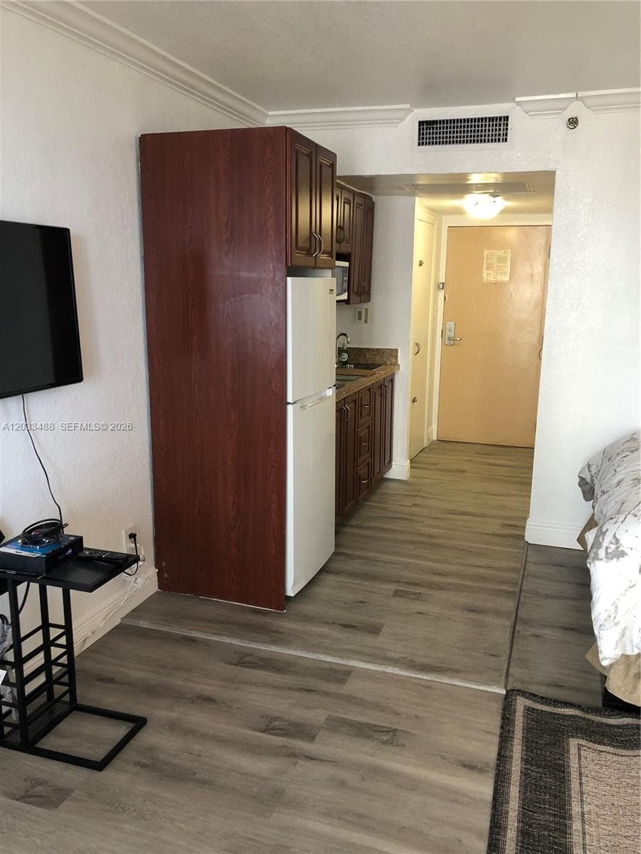 19201 Collins Ave # 806, Sunny Isles Beach FL 33160 — 11