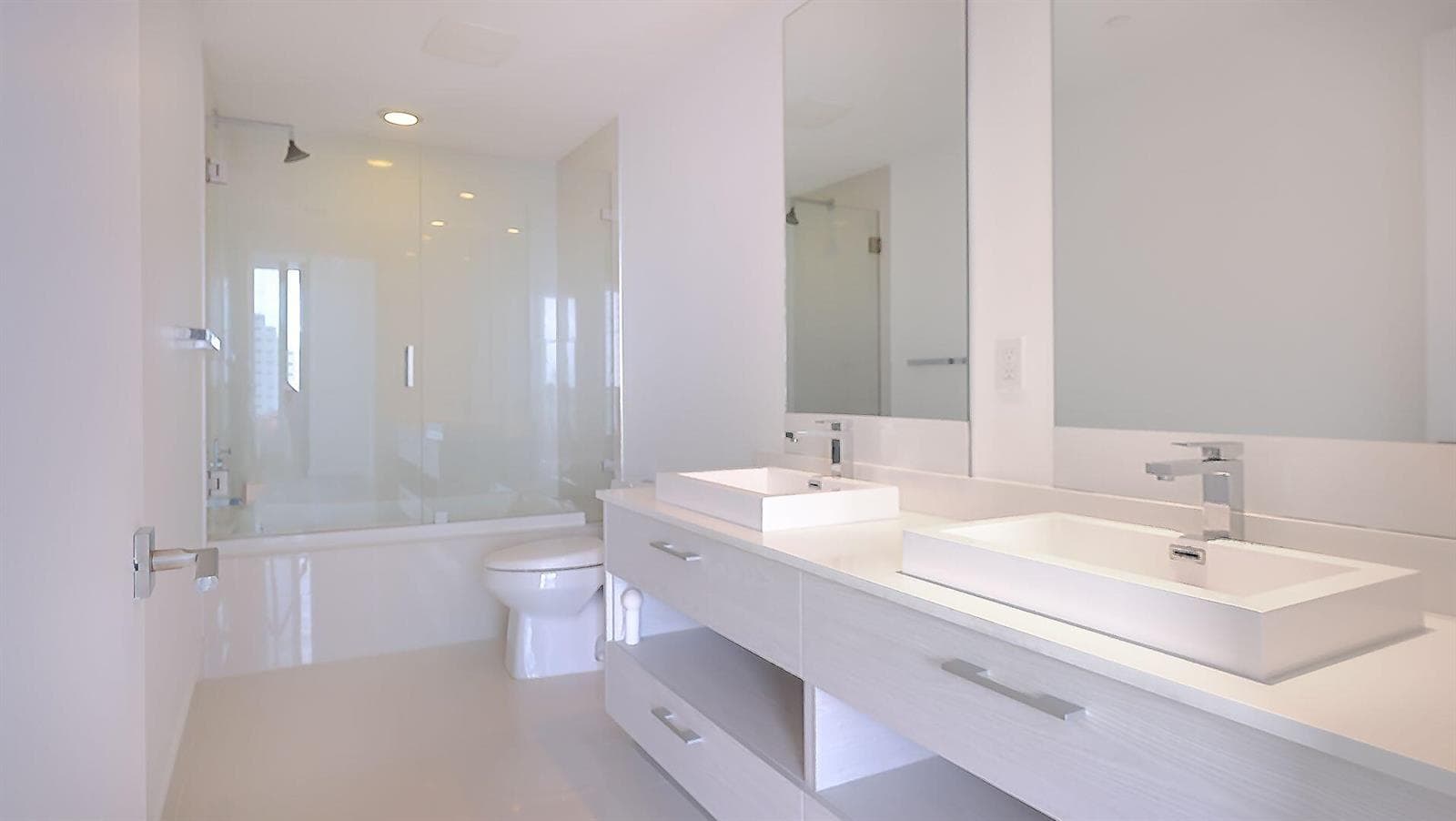 45 SW 9th Street # 2502, Miami FL 33130 — 16