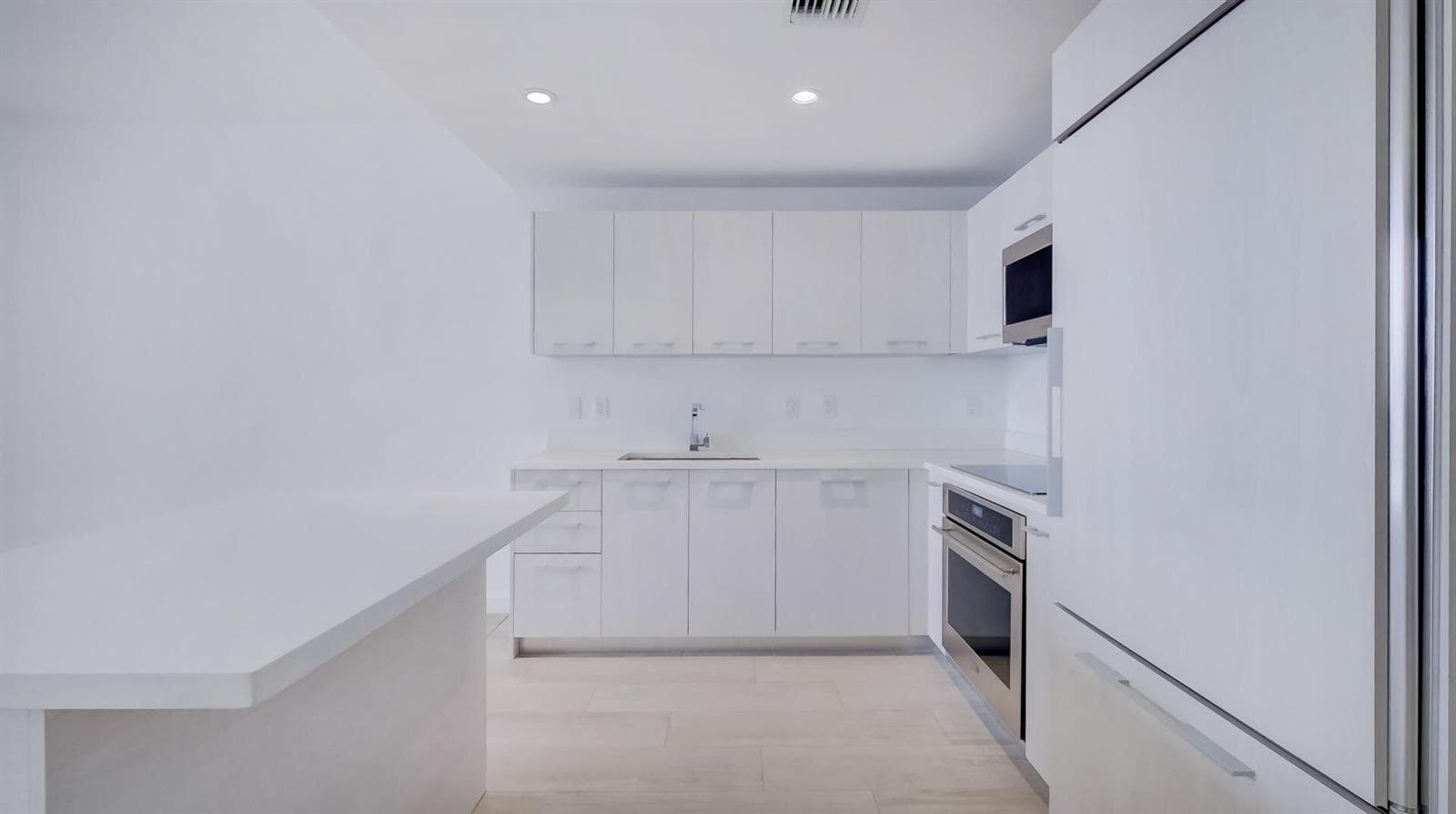 45 SW 9th Street # 2502, Miami FL 33130 — 9