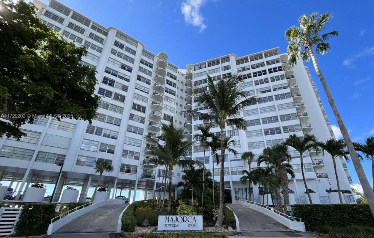 11930 N Bayshore Drive, North Miami FL 33181 — 18
