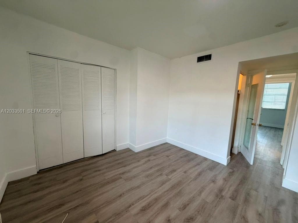 274 NE 141st St # 3C, Miami FL 33161 — 17