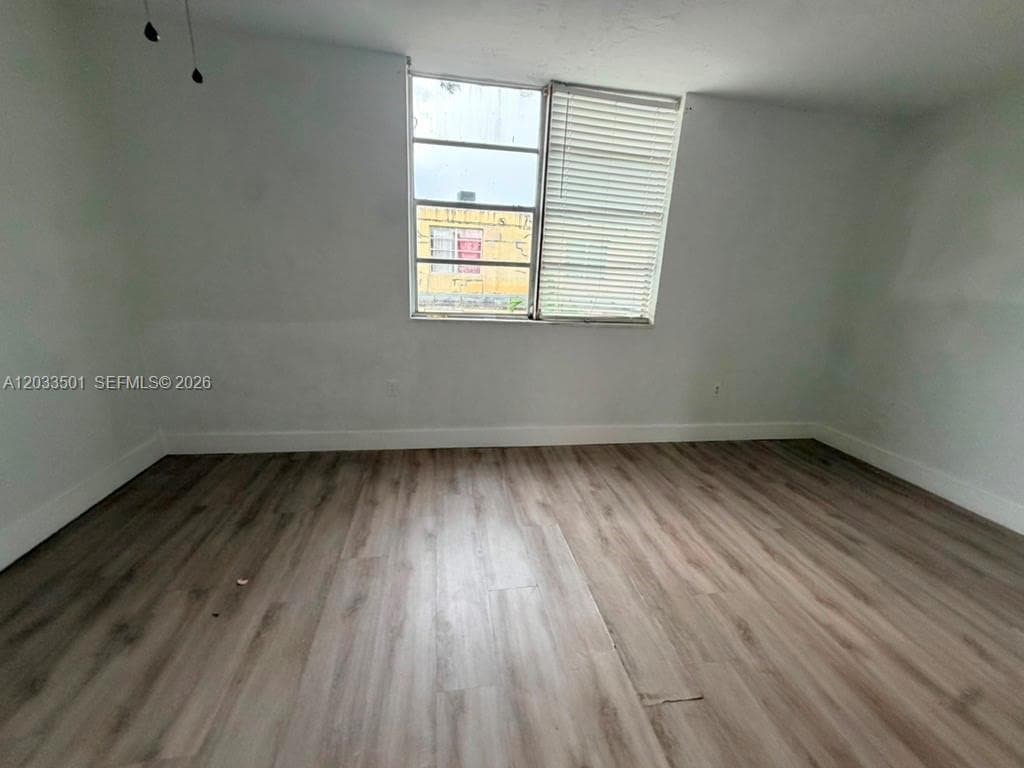 274 NE 141st St # 3C, Miami FL 33161 — 16