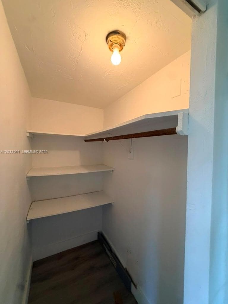 274 NE 141st St # 3C, Miami FL 33161 — 14