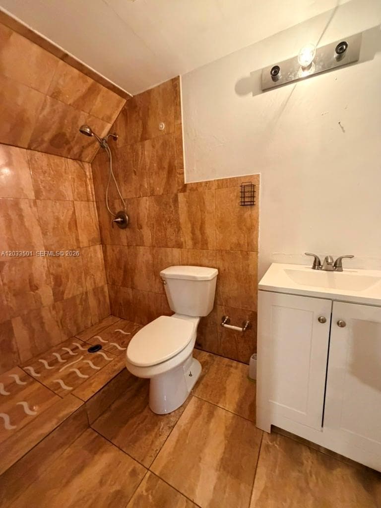 274 NE 141st St # 3C, Miami FL 33161 — 15