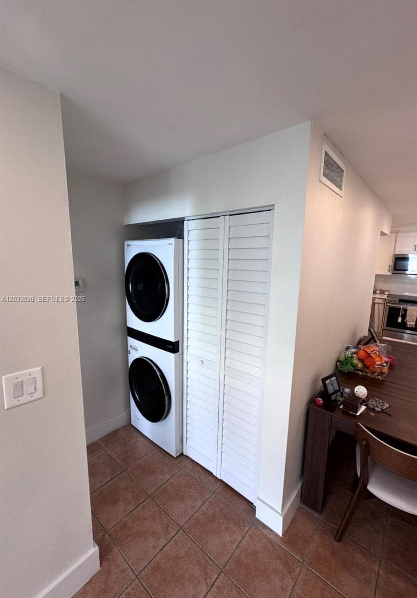 9227 SW 87th Ave # B7, Miami FL 33176 — 4