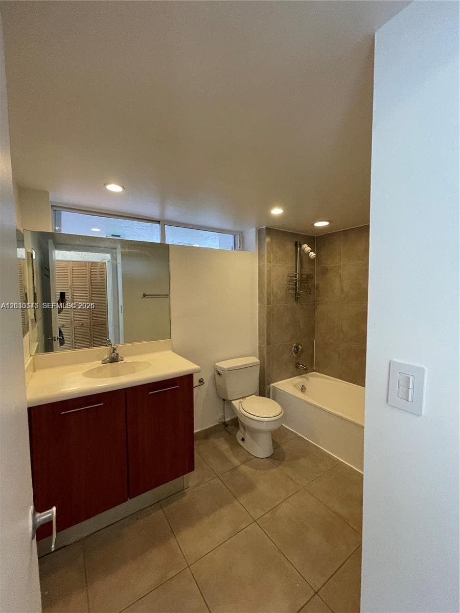 700 NE 63rd St # D606, Miami FL 33138 — 9