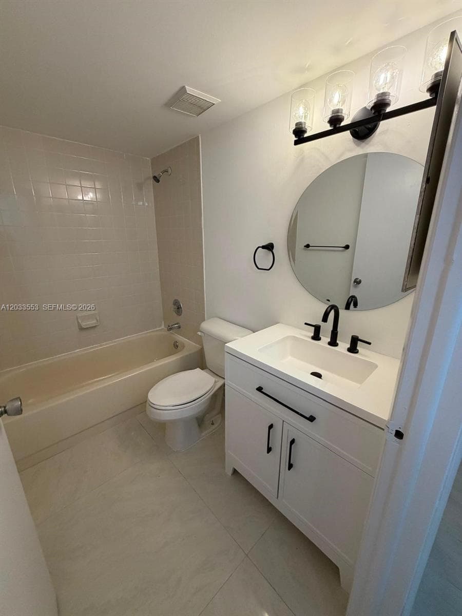 8235 Lake Dr # 502, Doral FL 33166 — 6