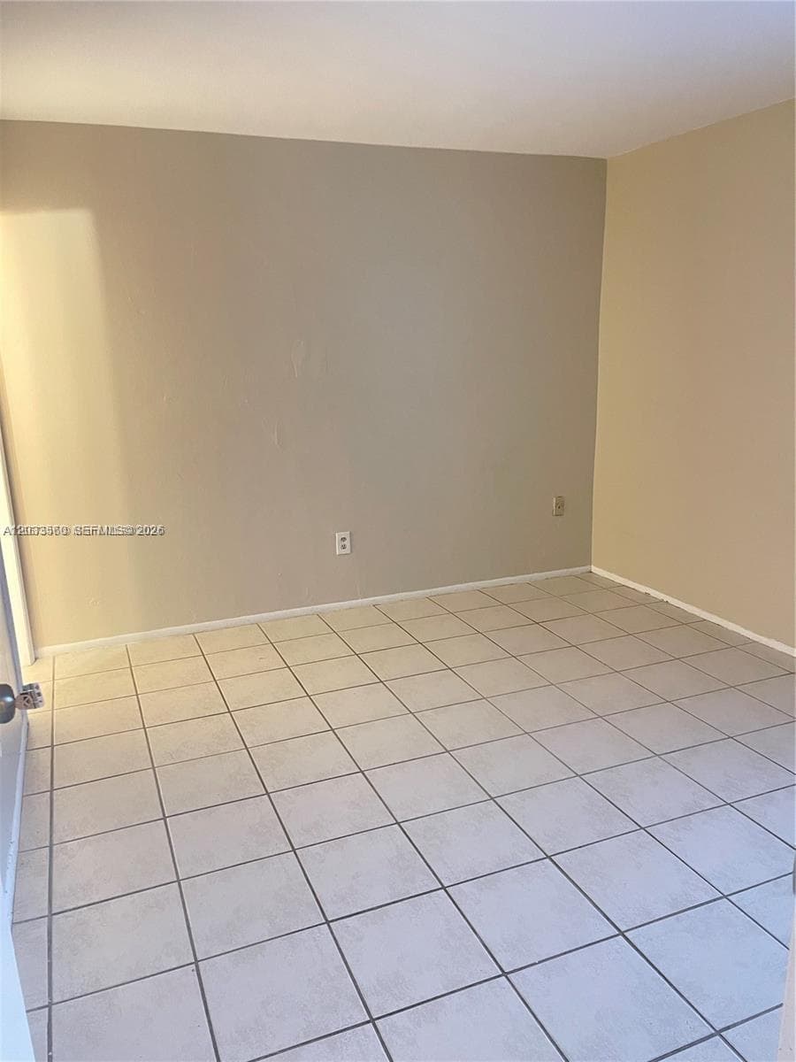 10383 N Kendall Dr # N5, Miami FL 33176 — 3