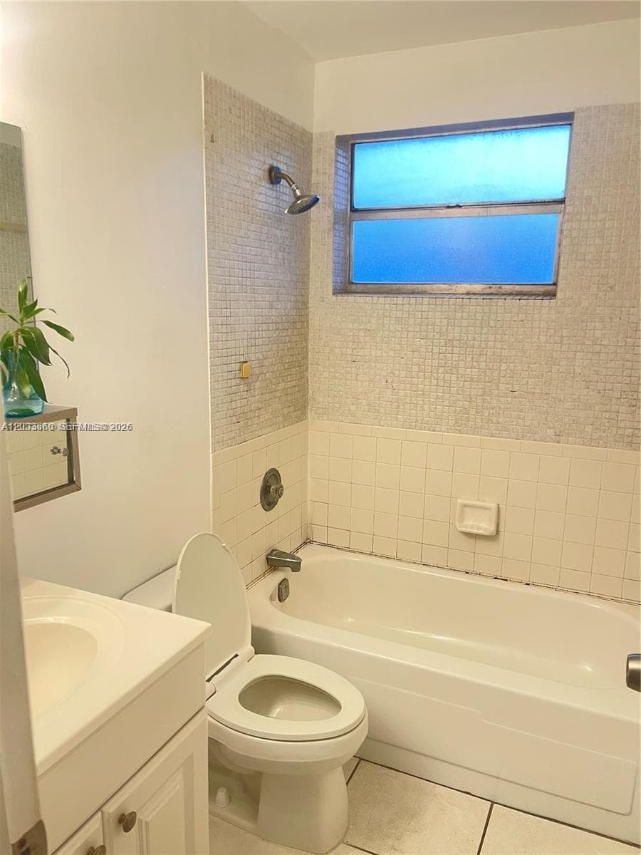 10383 N Kendall Dr # N5, Miami FL 33176 — 4