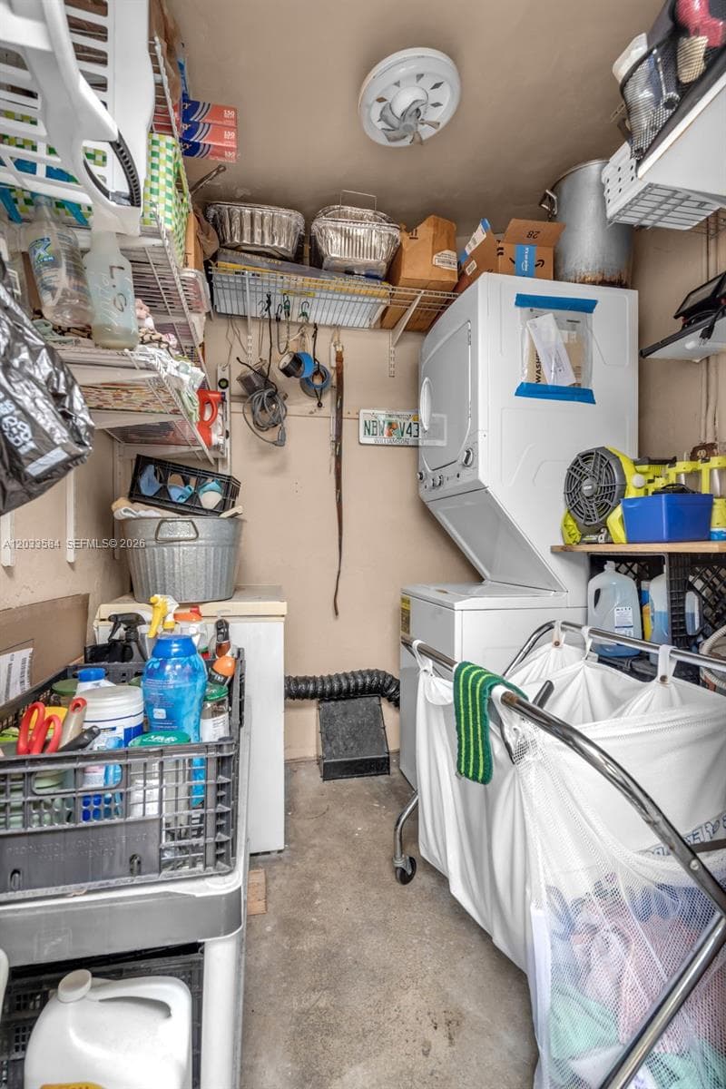 247 NW 51st Ave, Miami FL 33126 — 24