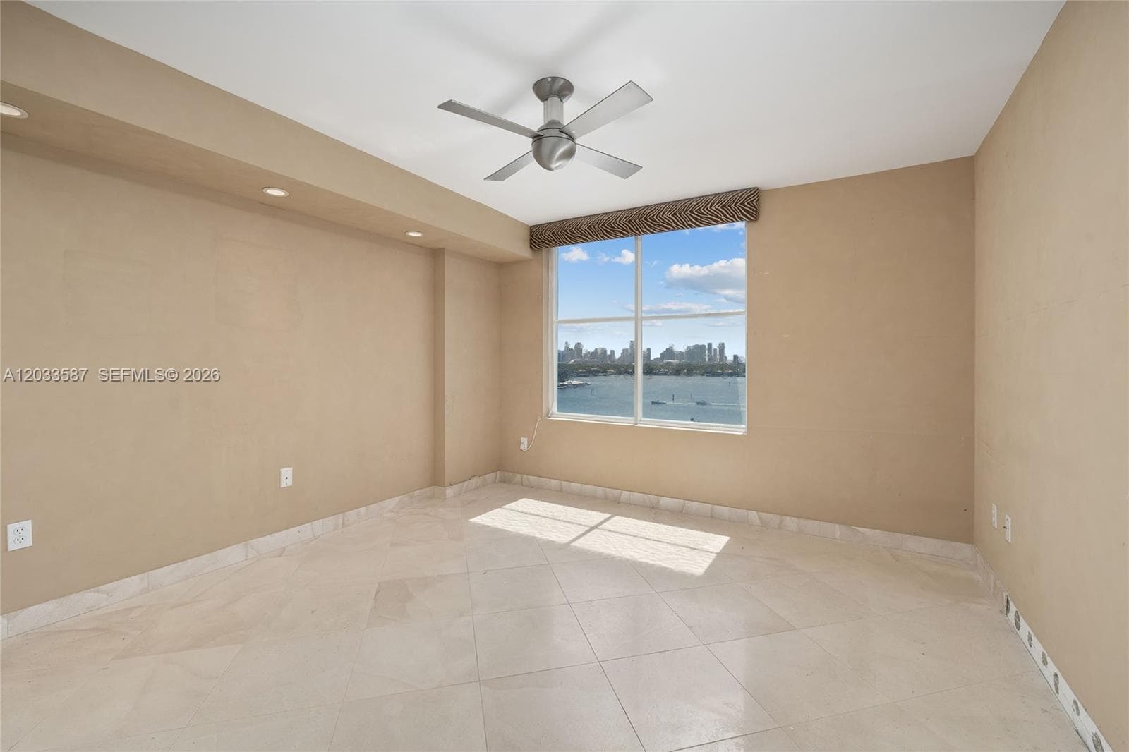 1900 Sunset Harbour Dr # 1008, Miami Beach FL 33139 — 7