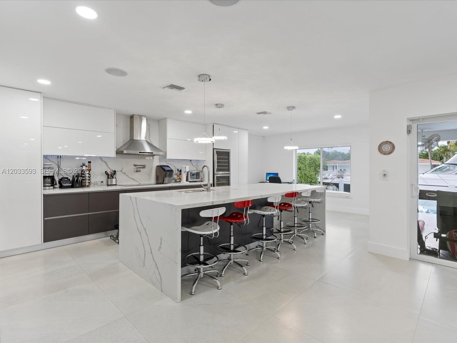 3325 NE 167th St # 3325, North Miami Beach FL 33160 — 6