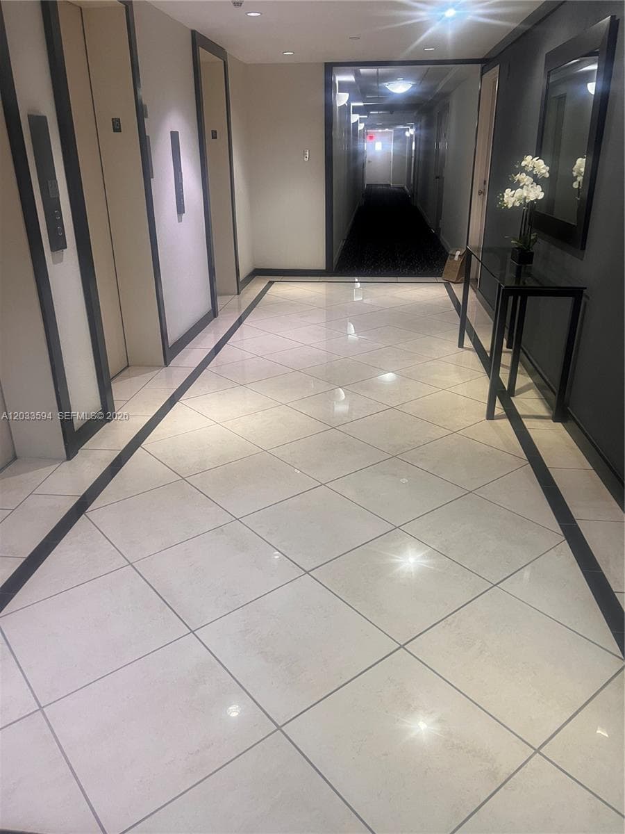 200 SE 15th Rd # 16E, Miami FL 33129 — 2