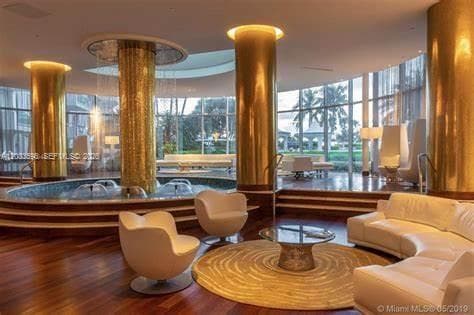 5161 Collins Ave # 1702, Miami Beach FL 33140 — 11