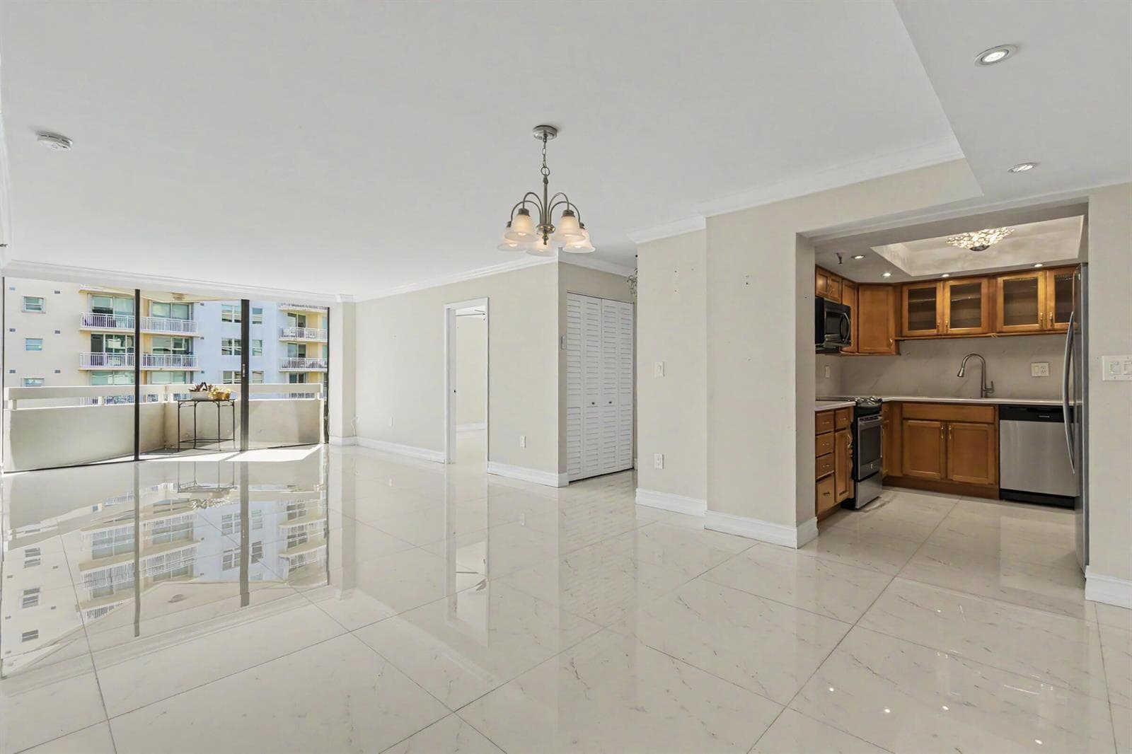 2501 Brickell Avenue # 903, Miami FL 33129 — 9