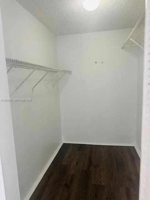 9351 Fontainebleau Blvd # B409, Miami FL 33172 — 16