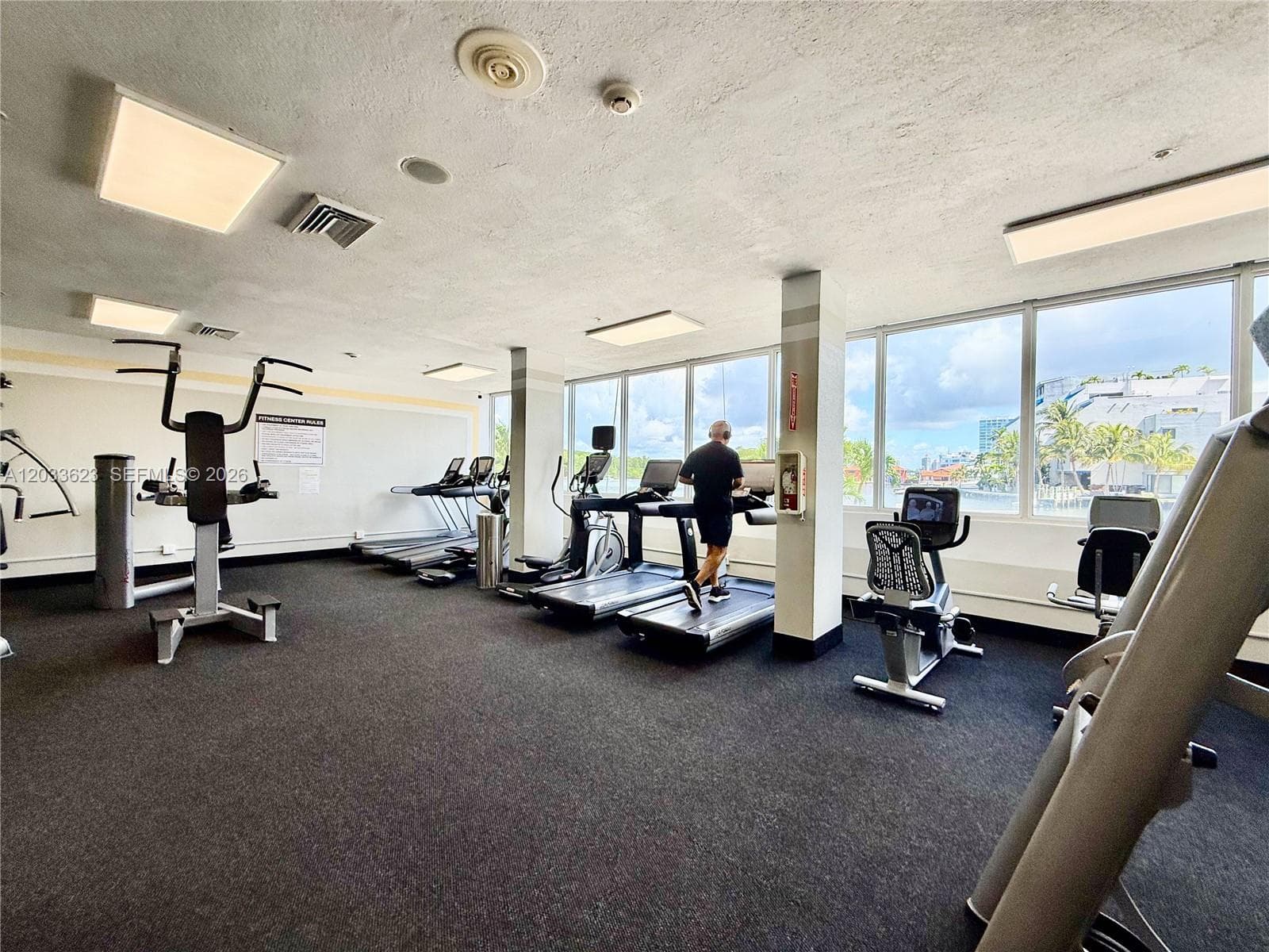 400 Kings Point Dr # 928, Sunny Isles Beach FL 33160 — 26