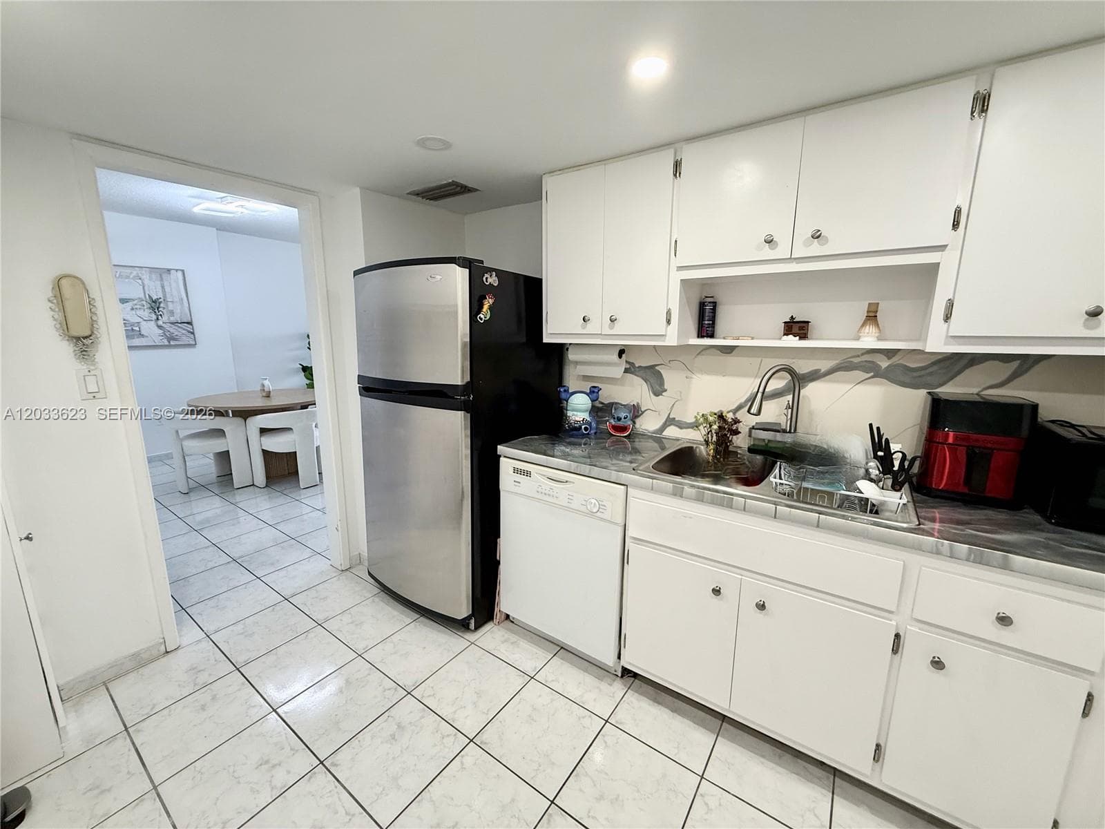 400 Kings Point Dr # 928, Sunny Isles Beach FL 33160 — 18