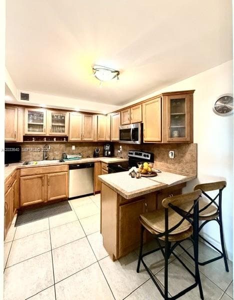 2450 NE 135th St # 704, North Miami FL 33181 — 13