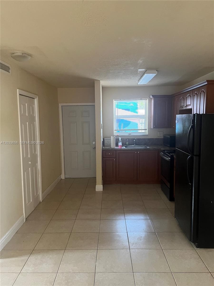 5900 NW 1st Ave # 2, Miami FL 33127 — 3