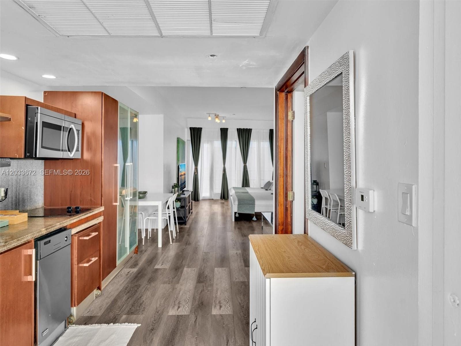 1052 Ocean Dr # C203, Miami Beach FL 33139 — 6