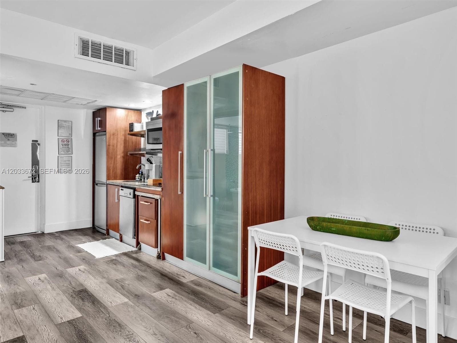 1052 Ocean Dr # C203, Miami Beach FL 33139 — 12