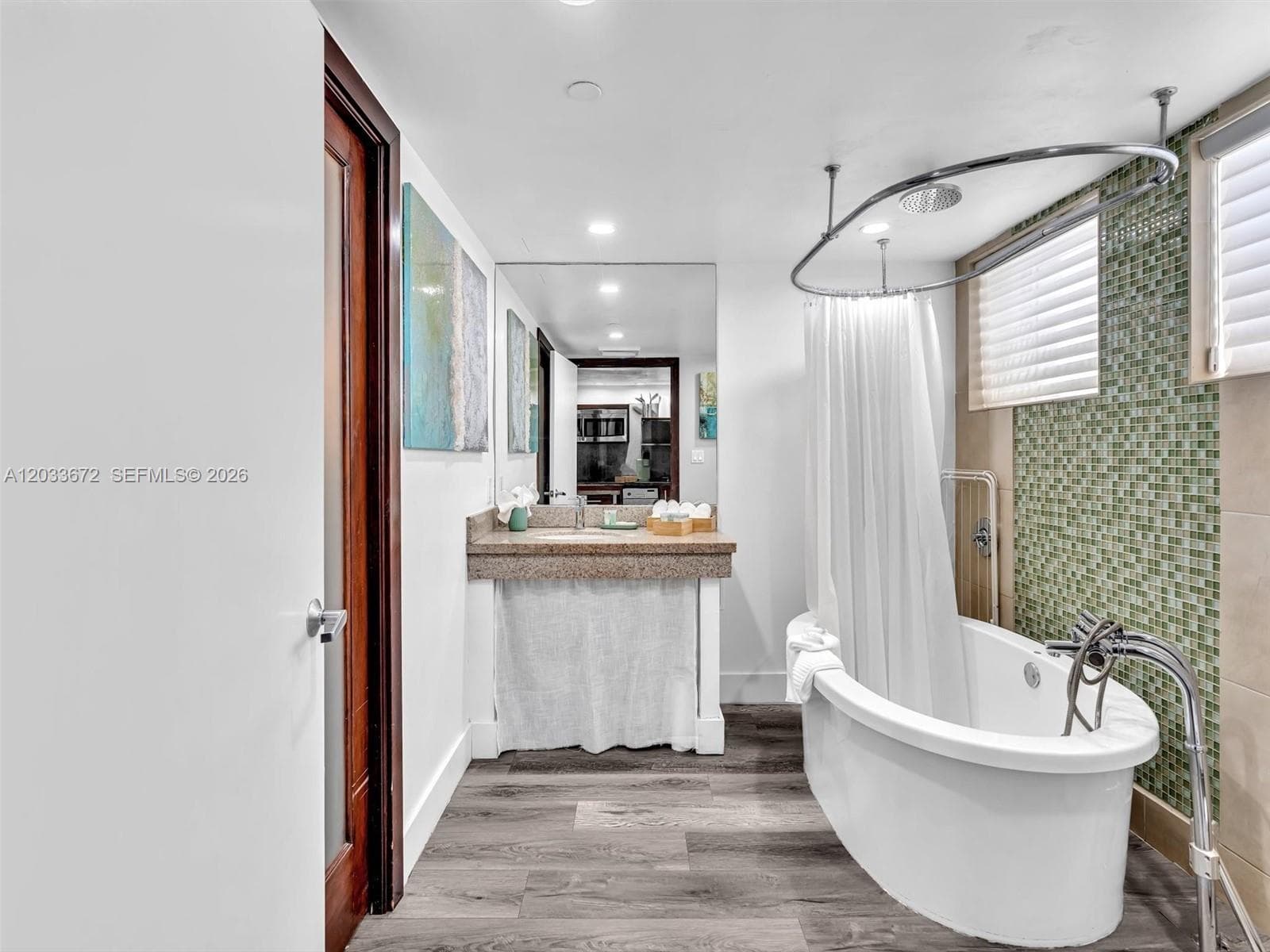 1052 Ocean Dr # C203, Miami Beach FL 33139 — 20