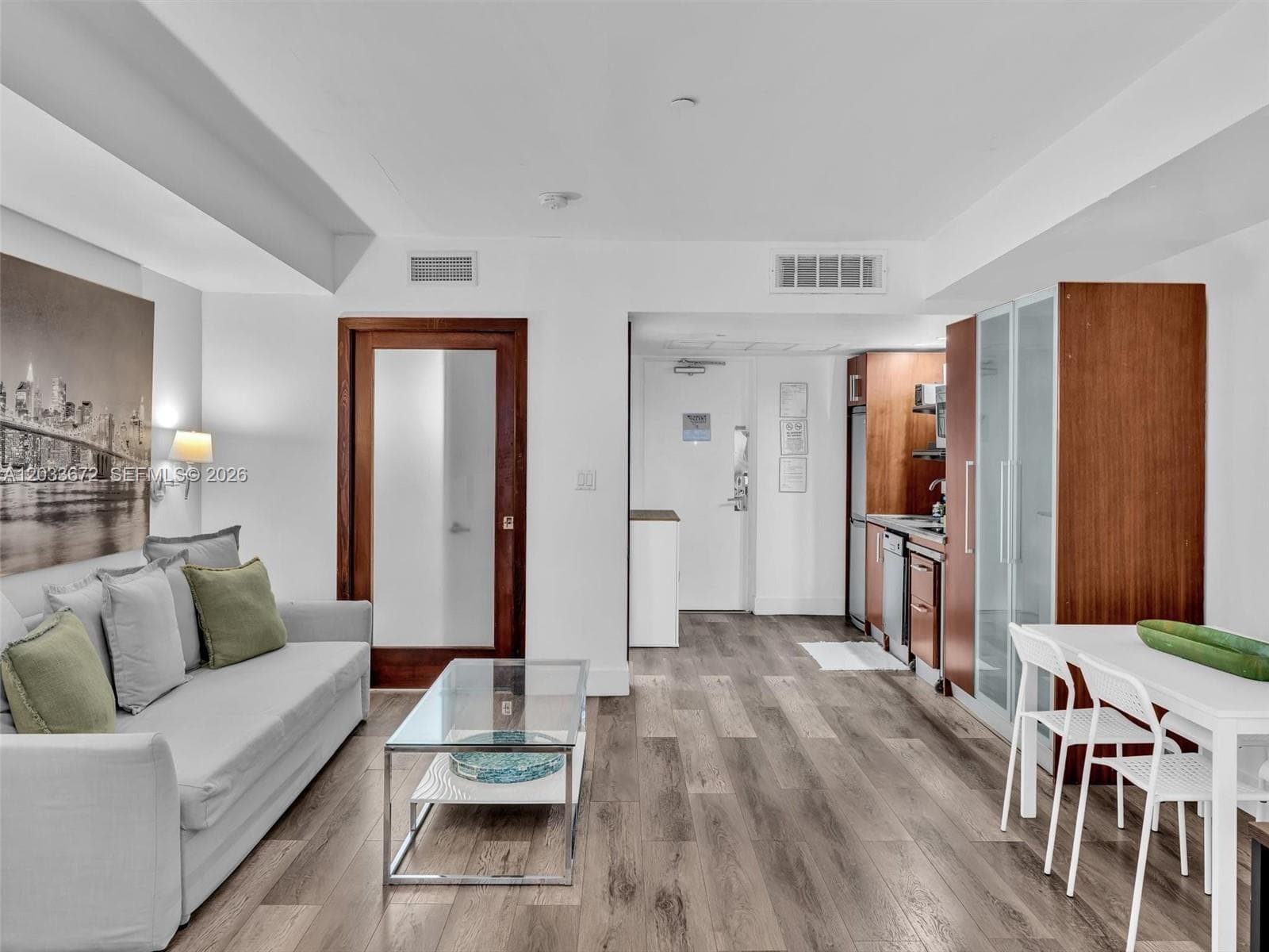 1052 Ocean Dr # C203, Miami Beach FL 33139 — 10