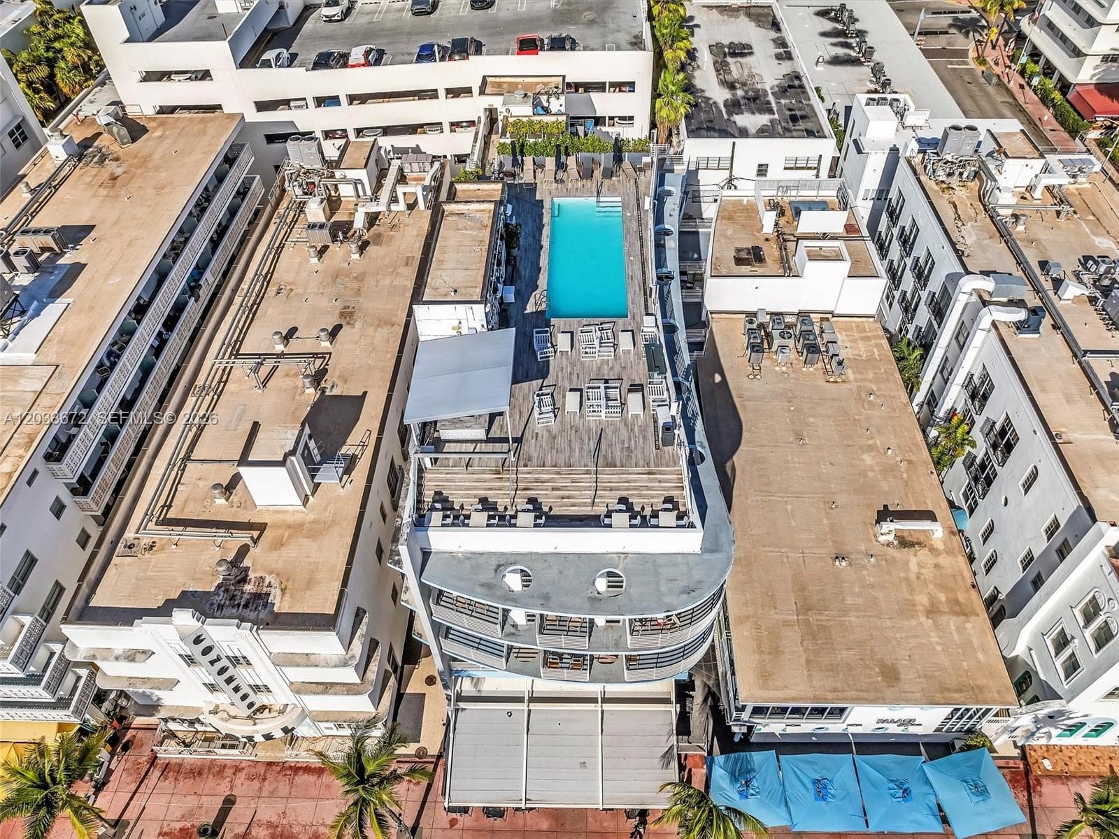 1052 Ocean Dr # C203, Miami Beach FL 33139 — 25