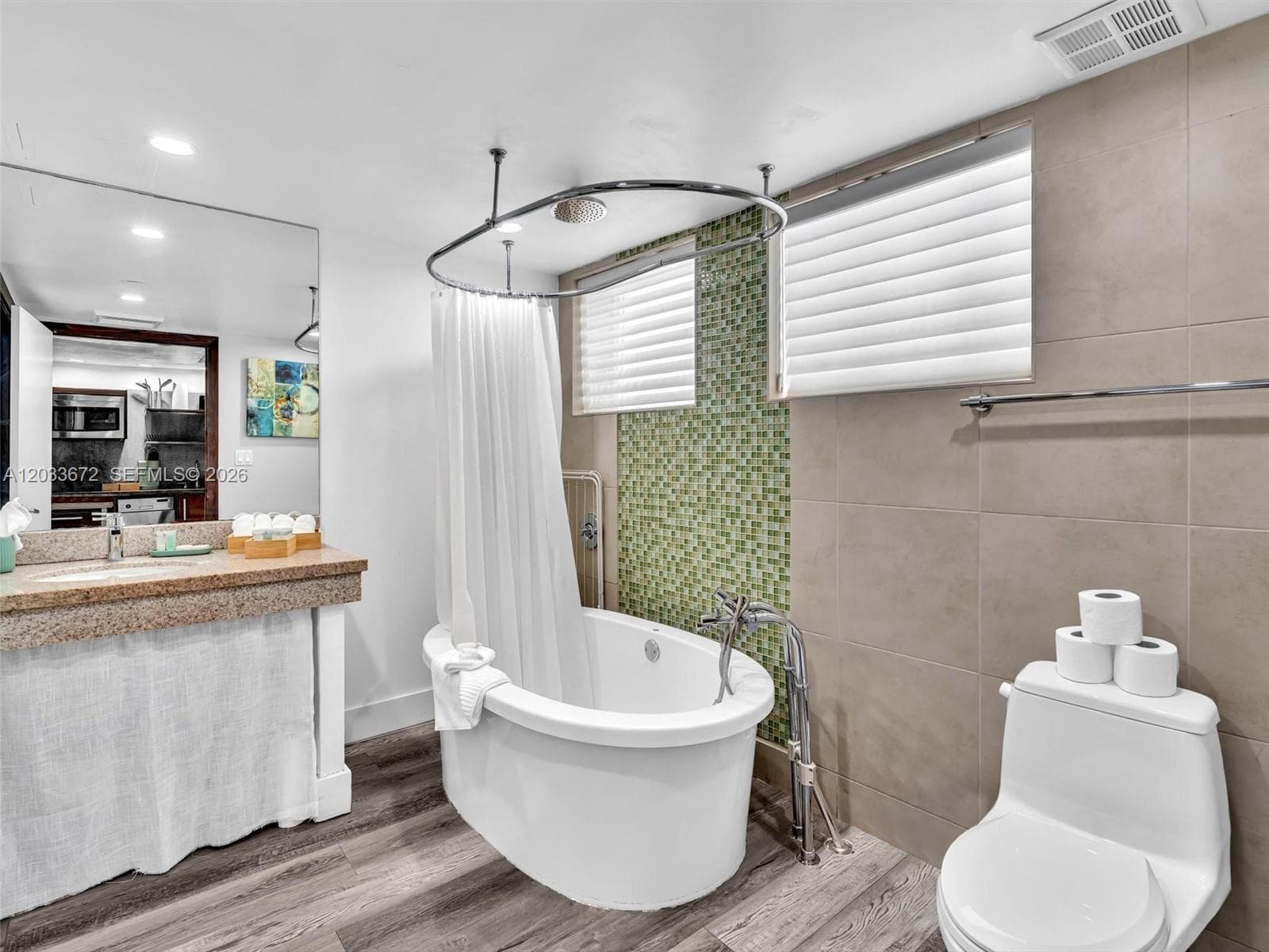 1052 Ocean Dr # C203, Miami Beach FL 33139 — 21