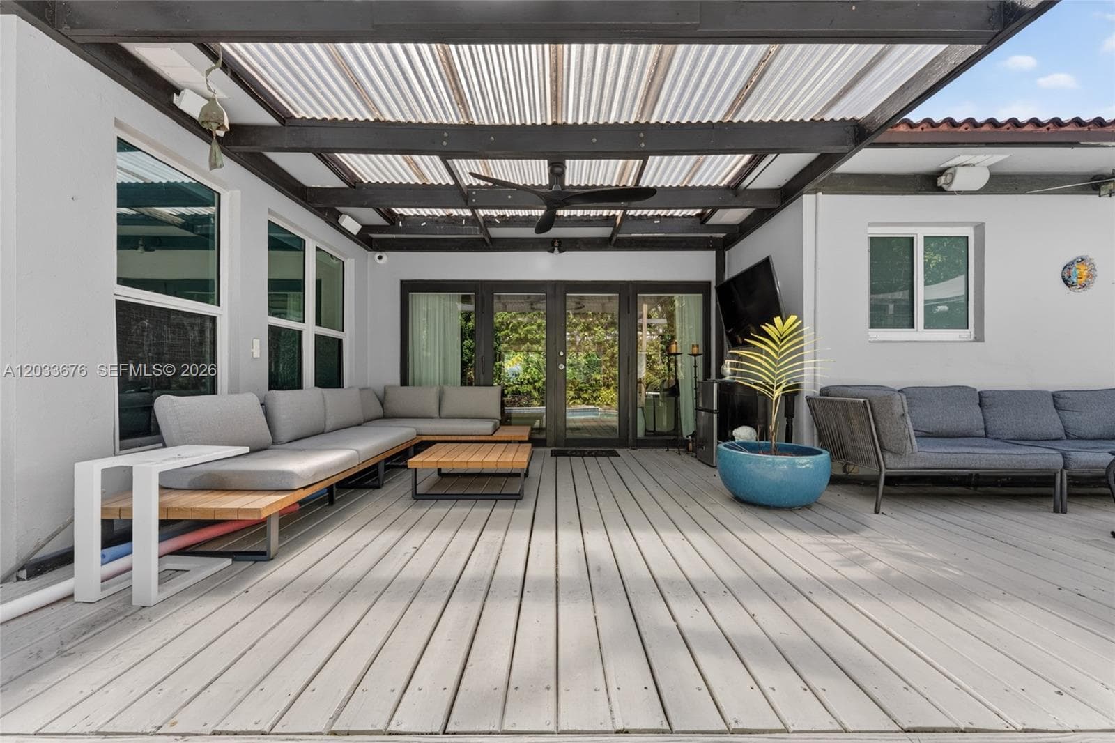 5314 Alton Rd, Miami Beach FL 33140 — 26