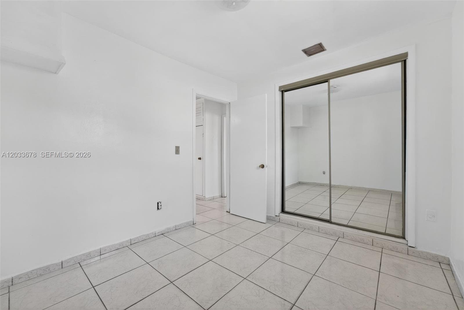 20 E 52nd Pl, Hialeah FL 33013 — 13