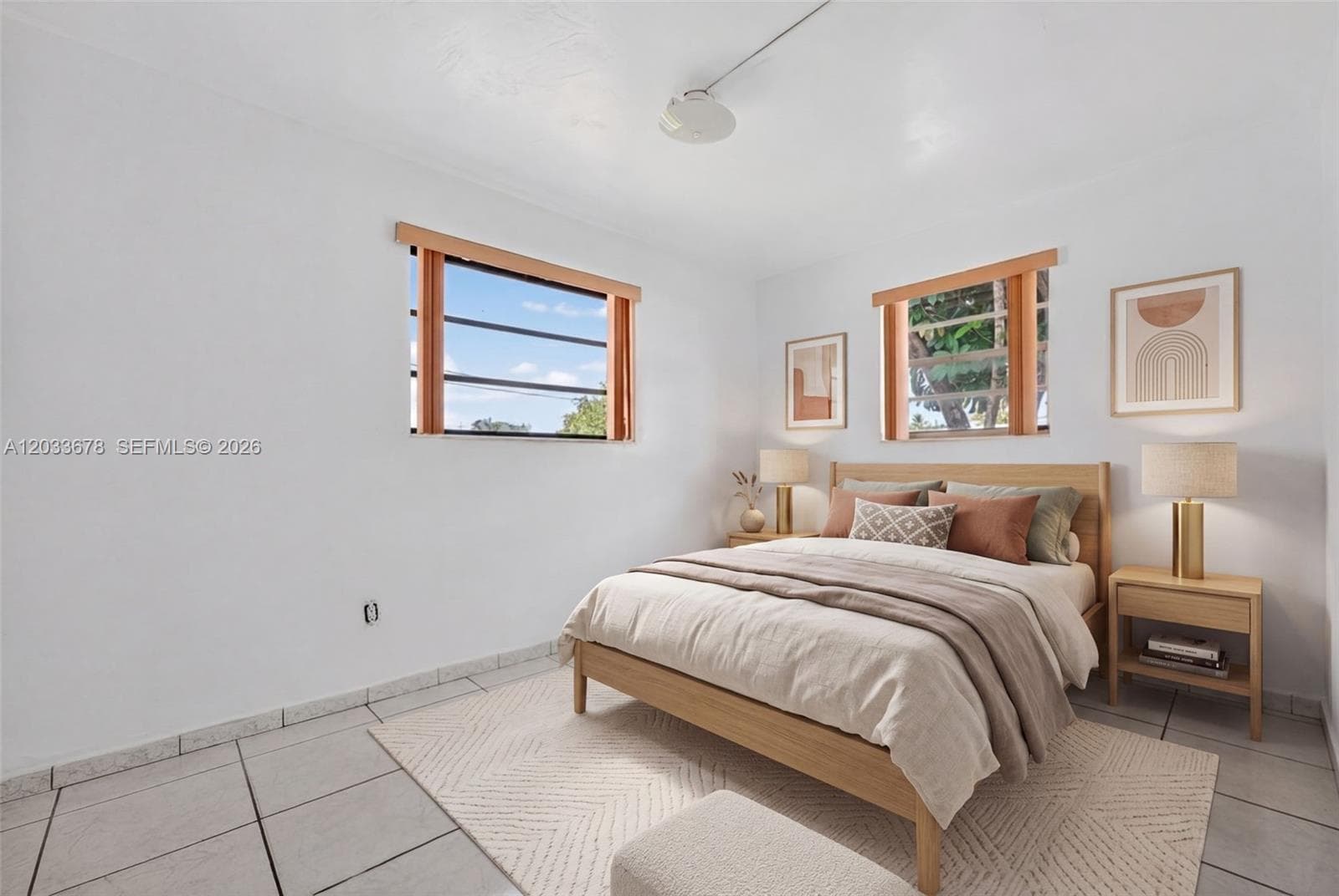 20 E 52nd Pl, Hialeah FL 33013 — 17