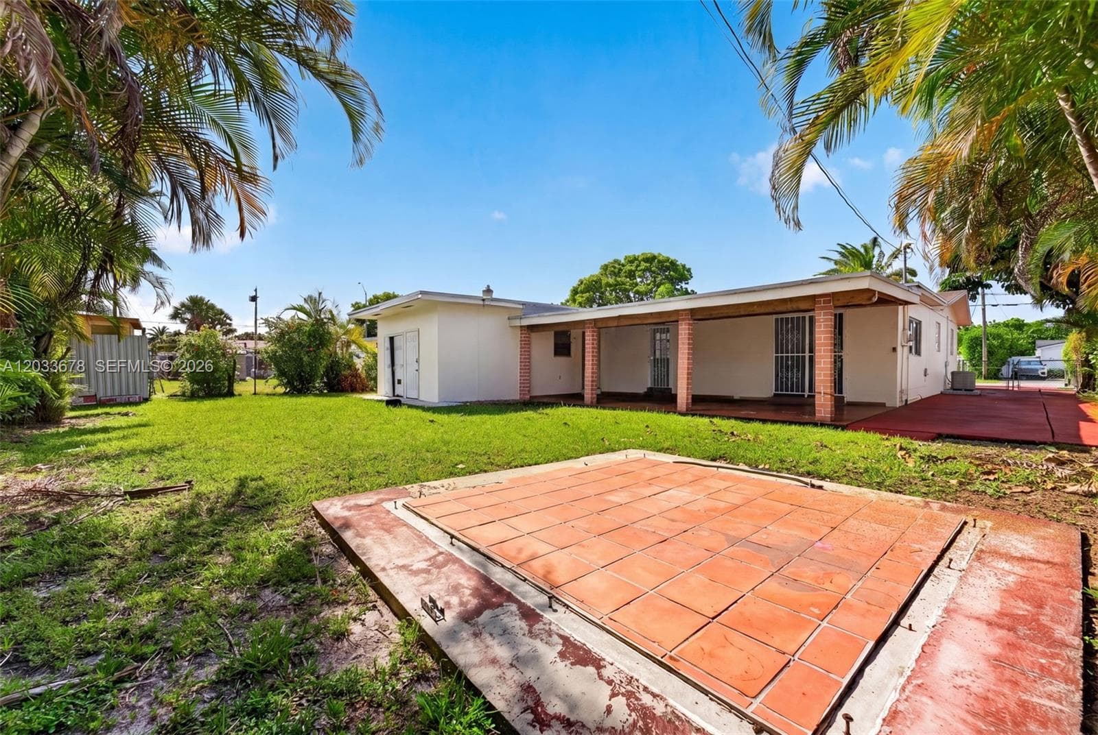 20 E 52nd Pl, Hialeah FL 33013 — 33