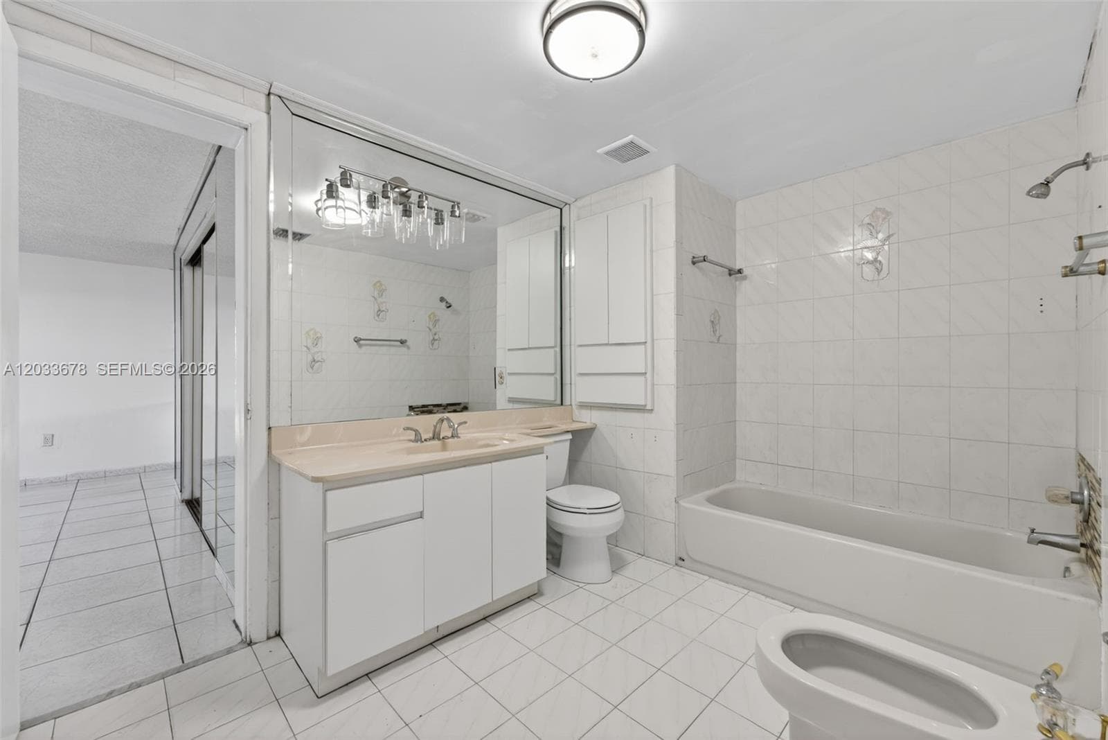 20 E 52nd Pl, Hialeah FL 33013 — 18