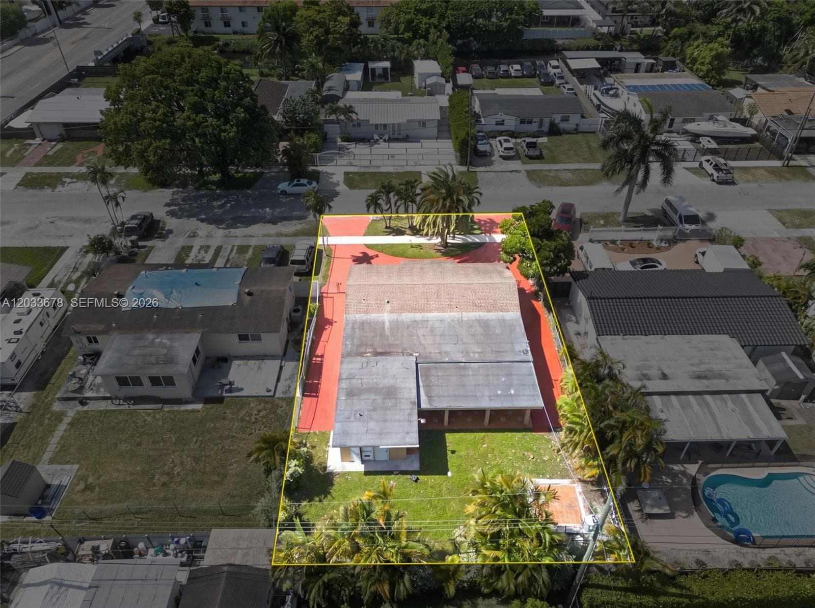 20 E 52nd Pl, Hialeah FL 33013 — 39