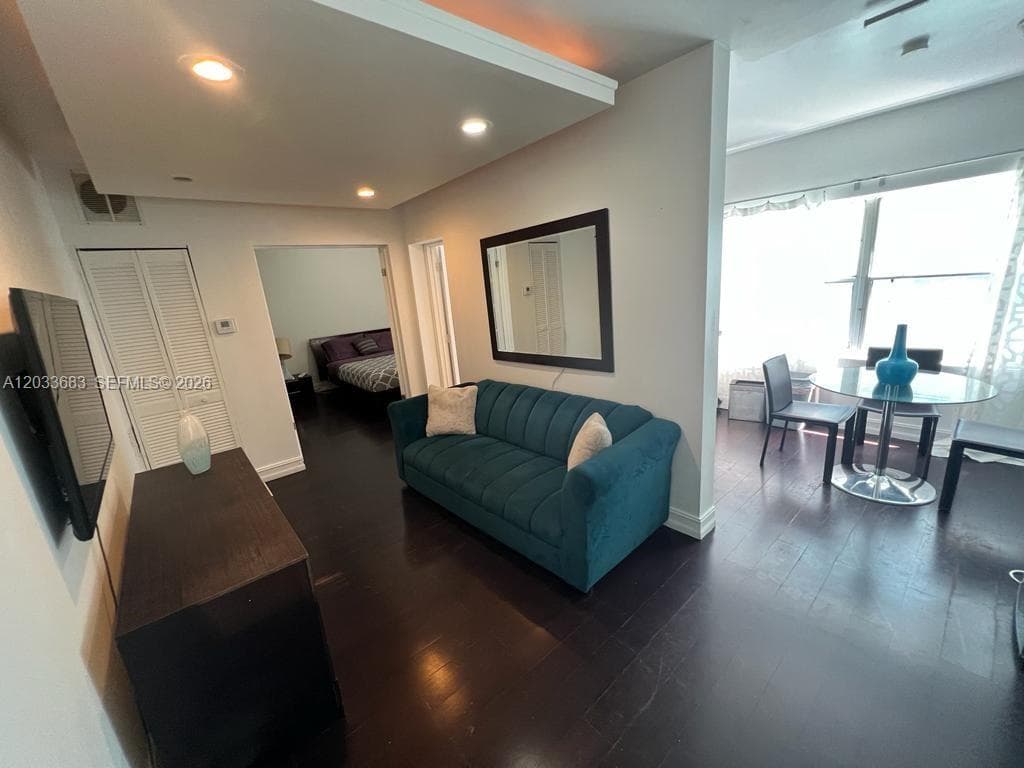 1555 Pennsylvania Ave # 107, Miami Beach FL 33139 — 5