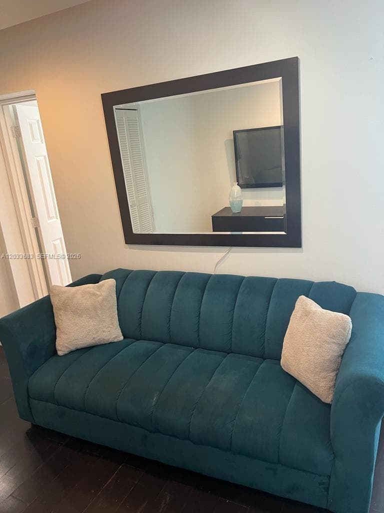 1555 Pennsylvania Ave # 107, Miami Beach FL 33139 — 15