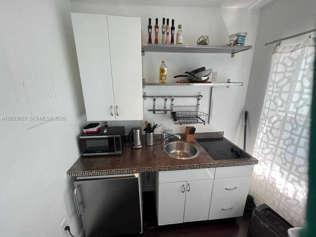 1555 Pennsylvania Ave # 107, Miami Beach FL 33139 — 4
