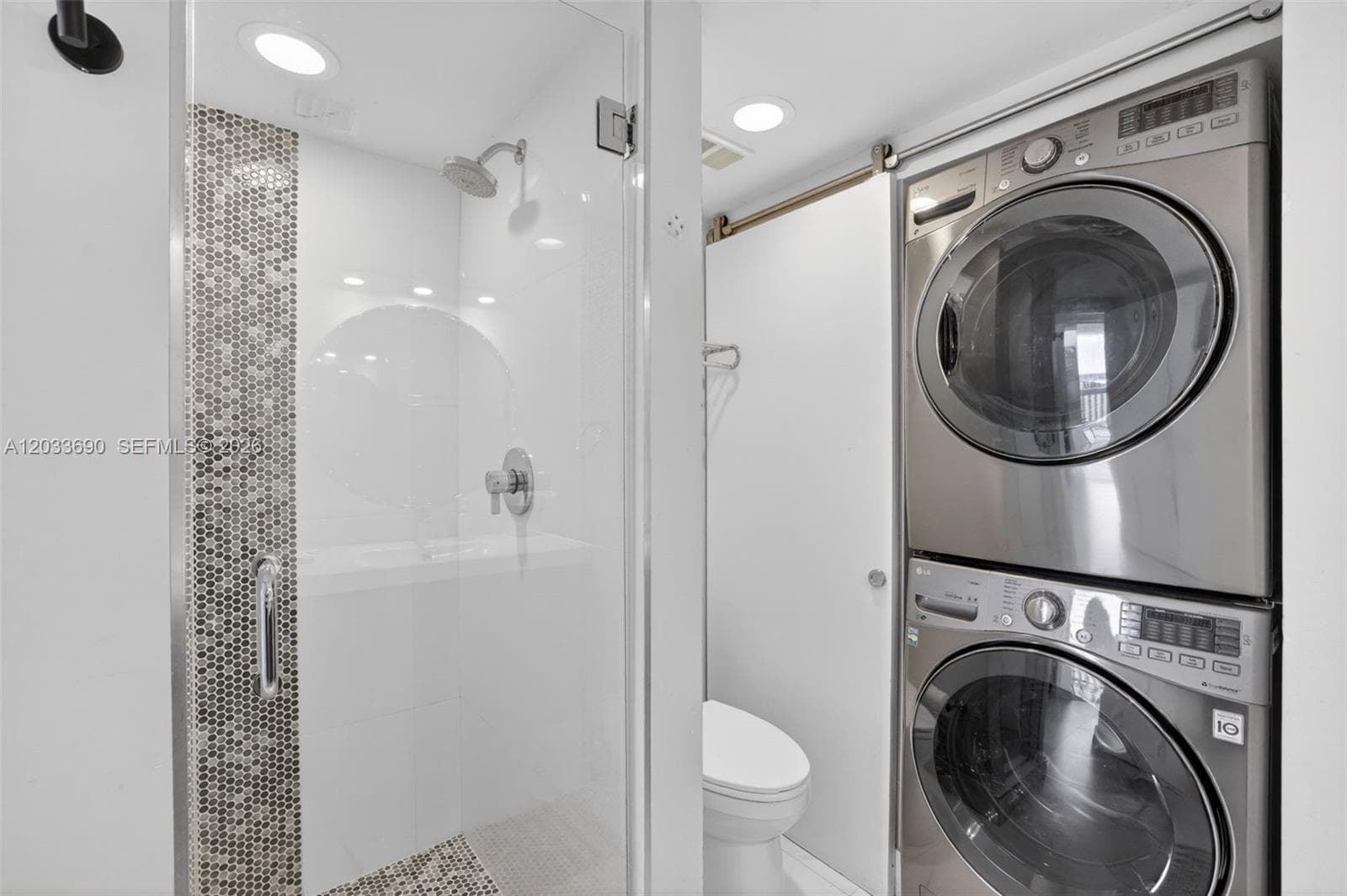 1000 Island Blvd # 1410, Aventura FL 33160 — 42