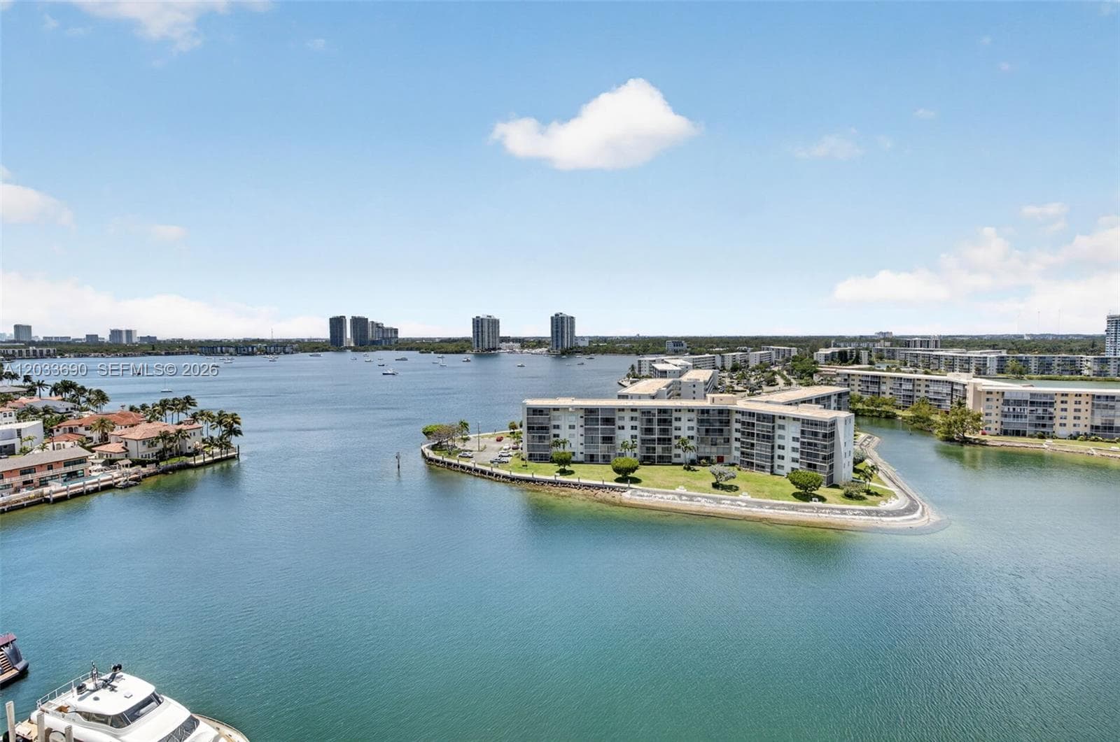 1000 Island Blvd # 1410, Aventura FL 33160 — 28