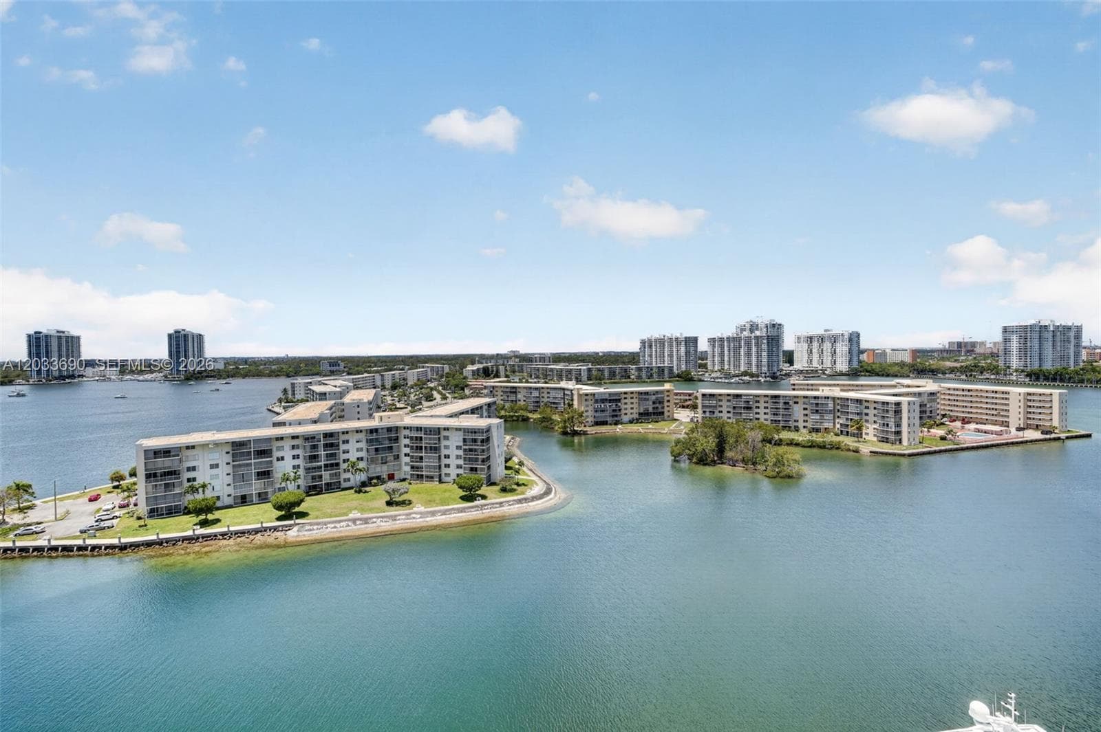 1000 Island Blvd # 1410, Aventura FL 33160 — 30