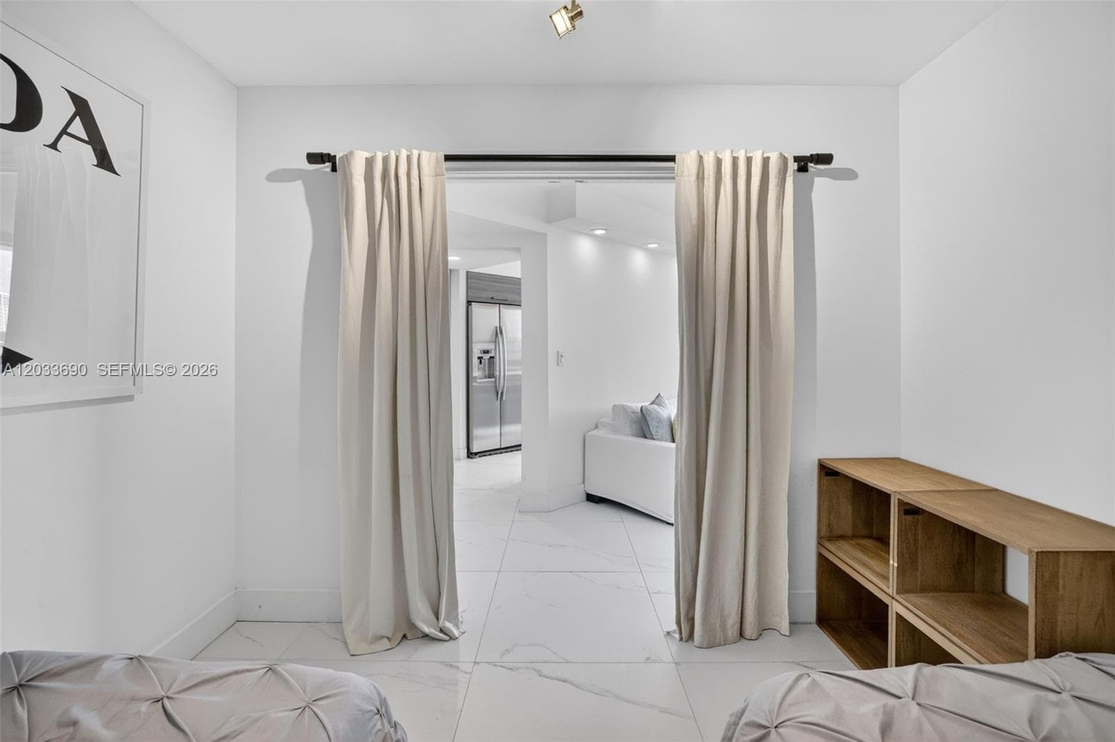 1000 Island Blvd # 1410, Aventura FL 33160 — 38